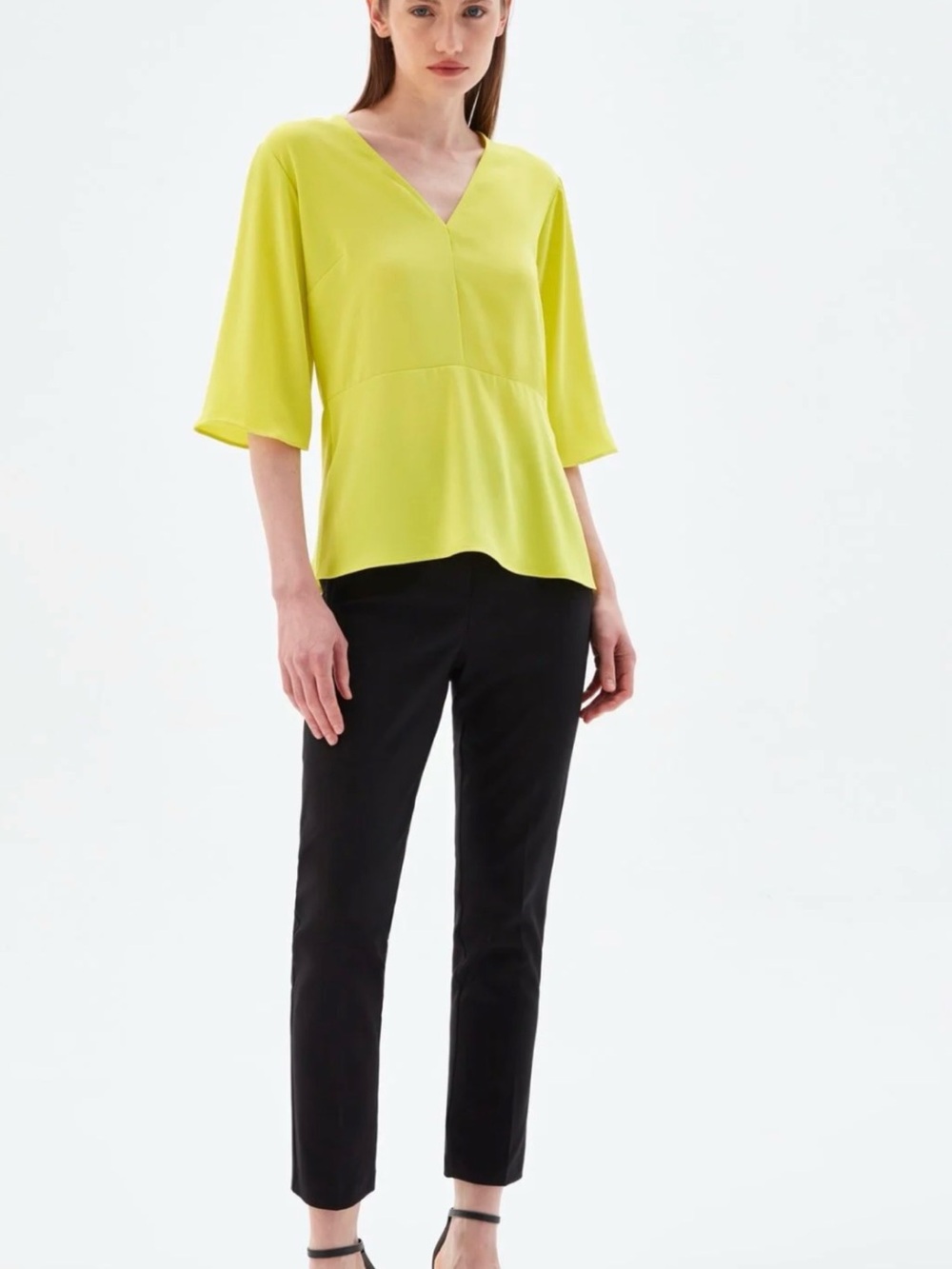 💛 NEW Etro Milano Mustard V neck  Top
